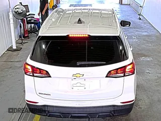 2022 Chevrolet Equinox LS z VIN 3GNAXHEV0NS245150, wystawiony jako IAAI lot #42550029 z przebiegiem 77 843 mil mil oraz . Historia ofert i sprzedaży dostępna na DreamBid. Obrazek 2.