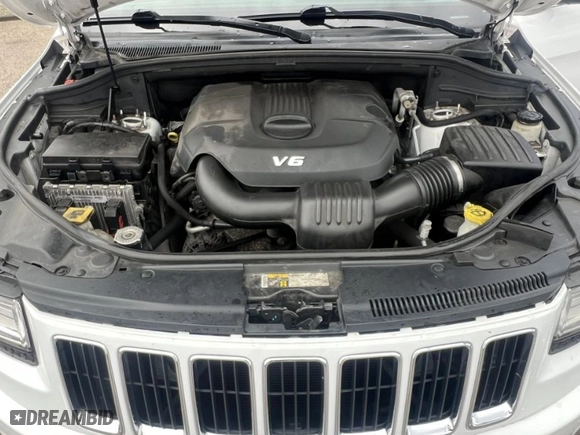 2015 Jeep Grand Cherokee Limited with VIN 1C4RJFBG0FC609727, listed as a IAAI auction lot 42019736 with 181,363 mi miles. Bid and sale history available at carsss.com. Image 9.