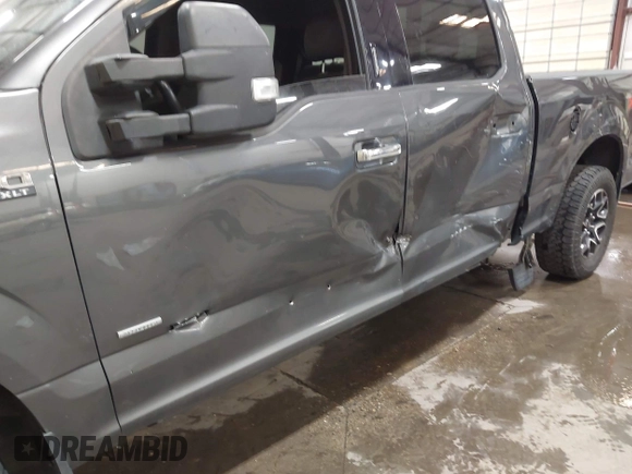2016 Ford F-150 XLT z VIN 1FTFW1EG8GFA91854, wystawiony jako IAAI lot #42532752 z przebiegiem 82 010 mil mil oraz . Historia ofert i sprzedaży dostępna na DreamBid. Obrazek 18.