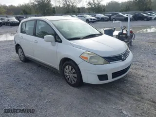 2008 Nissan Versa 1.8 S with VIN 3N1BC13E88L434925, listed as a IAAI auction lot 41830935 with 178,731 mi miles. Bid and sale history available at carsss.com. Image 1.