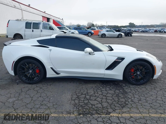 2015 Chevrolet Corvette Z06 3LZ with VIN 1G1YU2D64F5603779, listed as a IAAI auction lot 41347822 with 38,845 mi miles. Bid and sale history available at carsss.com. Image 13.