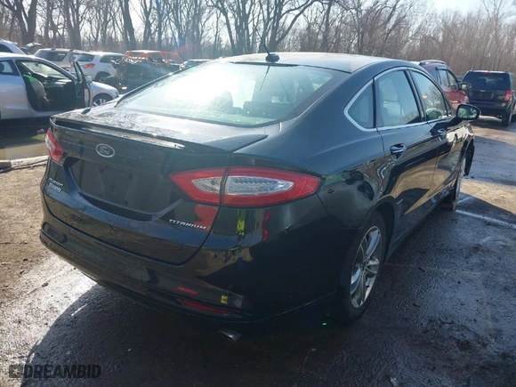 2016 Ford Fusion Energi Titanium with VIN 3FA6P0SU3GR273200, listed as a IAAI auction lot 41769899 with 152,193 mi miles. Bid and sale history available at carsss.com. Image 4.