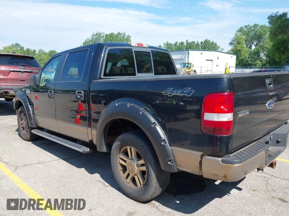 2005 Ford F-150 XLT z VIN 1FTPW14505FB29627, wystawiony jako IAAI lot #42586066 z przebiegiem 203 299 mil mil oraz . Historia ofert i sprzedaży dostępna na DreamBid. Obrazek 3.
