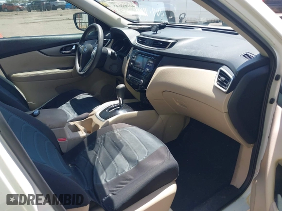 2016 Nissan Rogue SV with VIN KNMAT2MV0GP670288, listed as a IAAI auction lot 42202645 with 211,454 mi miles. Bid and sale history available at carsss.com. Image 5.