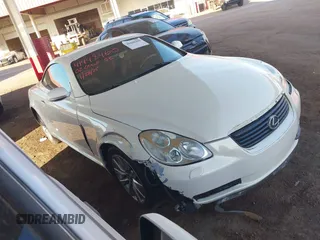 2002 Lexus SC with VIN JTHFN48Y120005903, listed as a IAAI auction lot 41448460 with 156,775 mi miles. Bid and sale history available at carsss.com. Image 1.