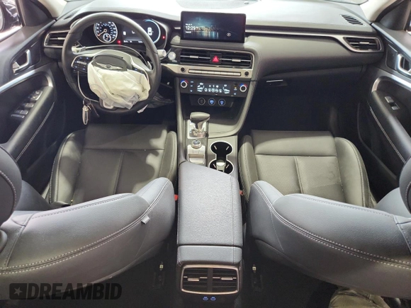 2025 Genesis G70 2.5T with VIN KMTG34SC0SU151938, listed as a Copart auction lot 64726775 with 15,493 mi miles and Clean title. Bid and sale history available at DreamBid. Image 8.