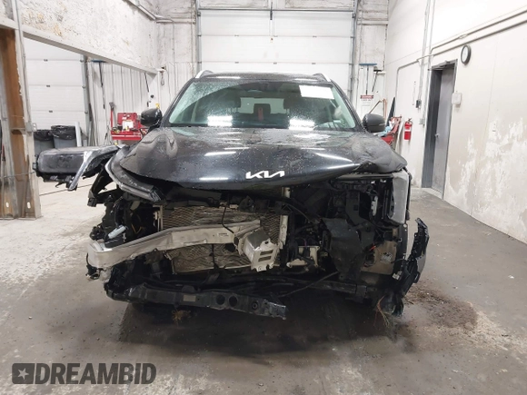 2024 Kia Sorento S z VIN 5XYRLDJC9RG261052, wystawiony jako IAAI lot #42282236 z przebiegiem 23 620 mil mil oraz . Historia ofert i sprzedaży dostępna na DreamBid. Obrazek 13.