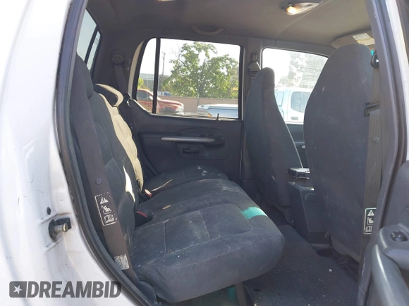 2002 Ford Explorer Sport Trac Value z VIN 1FMZU67E02UB39519, wystawiony jako IAAI lot #42151145 z przebiegiem 203 823 mil mil oraz . Historia ofert i sprzedaży dostępna na DreamBid. Obrazek 8.