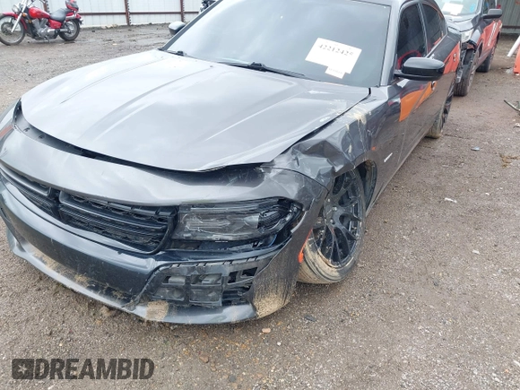 2017 Dodge Charger R/T z VIN 2C3CDXCTXHH667525, wystawiony jako IAAI lot #42212425 z przebiegiem 88 170 mil mil oraz . Historia ofert i sprzedaży dostępna na DreamBid. Obrazek 6.