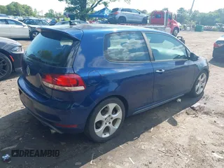 2010 Volkswagen GTI с VIN WVWFD7AJ1AW247508, выставлен на аукционе IAAI как лот 42361057 с пробегом 92 105 миль миль и . История ставок и продаж доступна на DreamBid. Изображение 4.
