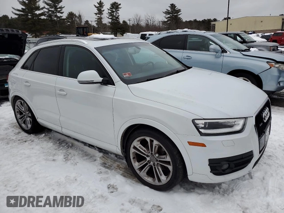 2015 Audi Q3 2.0T Prestige with VIN WA1GFCFS0FR001459, listed as a Copart auction lot 44885925 with 141,928 mi miles and Salvage Title. Bid and sale history available at carsss.com. Image 4.