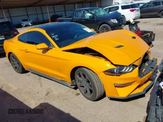 2019 Ford Mustang EcoBoost with VIN 1FA6P8TH5K5152941, listed as a IAAI auction lot 41621158 with 111,037 mi miles and . Bid and sale history available at carsss.com. Image 1.