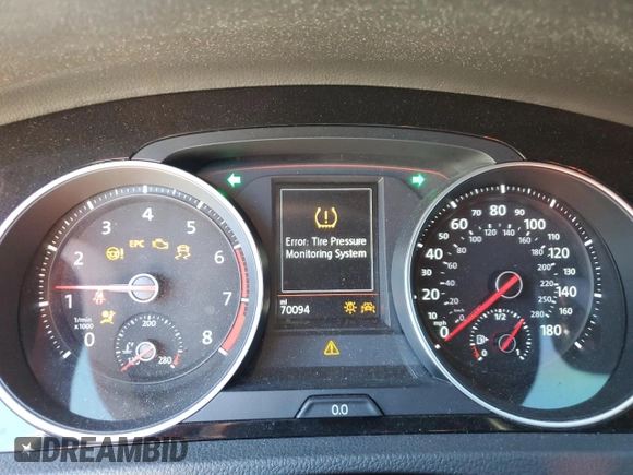 2021 Volkswagen GTI S z VIN 3VW5T7AU9MM000151, wystawiony jako Copart lot #82576074 z przebiegiem 70 094 mil mil oraz Nie do naprawy • Non repairable. Historia ofert i sprzedaży dostępna na DreamBid. Obrazek 9.