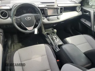 2018 Toyota RAV4 XLE with VIN 2T3WFREV3JW469307, listed as a Copart auction lot 57092295 with 47,639 mi miles and Salvage title. Bid and sale history available at DreamBid. Image 8.