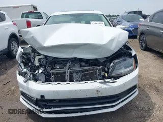 2017 Volkswagen Jetta SE с VIN 3VWDB7AJ6HM278287, выставлен на аукционе IAAI как лот 42264194 с пробегом 77 028 миль миль и . История ставок и продаж доступна на DreamBid. Изображение 12.