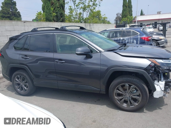 2024 Toyota RAV4 Hybrid XLE Premium z VIN JTMB6RFV5RJ059437, wystawiony jako IAAI lot #42485203 z przebiegiem 4 200 mil mil oraz . Historia ofert i sprzedaży dostępna na DreamBid. Obrazek 14.