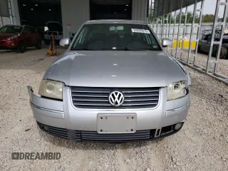 2004 Volkswagen Passat GLS with VIN WVWPD63B24P249951, listed as a Copart auction lot 54295915 with 144,336 mi miles and Salvage title. Bid and sale history available at DreamBid. Image 5.