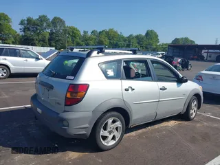 2004 Pontiac Vibe z VIN 5Y2SL62894Z411825, wystawiony jako IAAI lot #42854623 z przebiegiem 250 318 mil mil oraz . Historia ofert i sprzedaży dostępna na DreamBid. Obrazek 4.