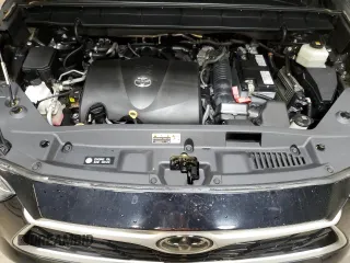 2020 Toyota Highlander L with VIN 5TDCZRBH8LS514044, listed as a Copart auction lot 53037635 with 49,001 mi miles and Salvage title. Bid and sale history available at DreamBid. Image 12.