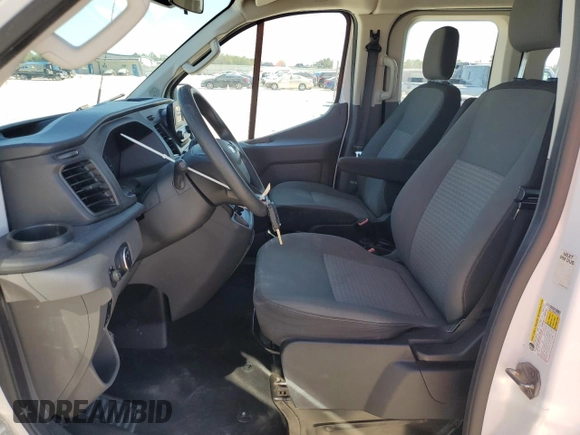 2021 Ford Transit Passenger XL z VIN 1FBAX2Y89MKA31848, wystawiony jako Copart lot #86008884 z przebiegiem 86 476 mil mil oraz Czysty tytuł • Clean title. Historia ofert i sprzedaży dostępna na DreamBid. Obrazek 7.