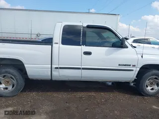2001 Dodge Ram 1500 with VIN 3B7HC13Z61M264915, listed as a IAAI auction lot 41477847 with 299,197 mi miles. Bid and sale history available at carsss.com. Image 13.