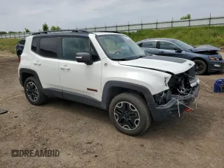 2017 Jeep Renegade Trailhawk with VIN ZACCJBCB7HPE93426, listed as a Copart auction lot 59861305 with 153,094 mi miles and Clean title. Bid and sale history available at DreamBid. Image 4.