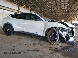 2024 Ford Mustang Mach-E Select z VIN 3FMTK1SU0RMA02124, wystawiony jako Copart lot #48506325 z przebiegiem 23 009 mil mil oraz Szkoda całkowita • Salvage title. Historia ofert i sprzedaży dostępna na DreamBid. Obrazek 4.