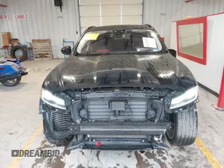2017 Jaguar F-Pace 35t R-Sport with VIN SADCL2BV3HA068568, listed as a IAAI auction lot 41437570 with 39,025 mi miles and . Bid and sale history available at DreamBid. Image 12.