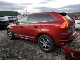 2015 Volvo XC60 T6 Platinum with VIN YV4902RM6F2666573, listed as a Copart auction lot 79528664 with 60,711 mi miles and Salvage Title. Bid and sale history available at carsss.com. Image 2.