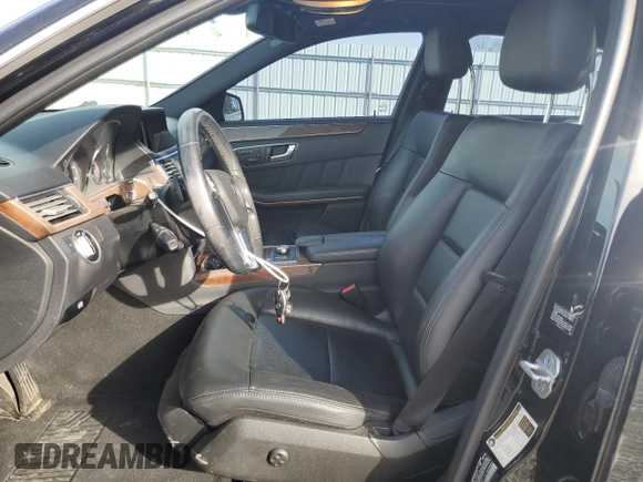 2013 Mercedes-Benz E 350 Luxury with VIN WDDHF5KB4DA680116, listed as a Copart auction lot 49037725 with 154,480 mi miles and Salvage Title. Bid and sale history available at DreamBid. Image 7.