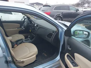 2012 Chrysler 200 Touring with VIN 1C3CCBBB7CN164484, listed as a IAAI auction lot 41576745 with 150,014 mi miles. Bid and sale history available at carsss.com. Image 5.