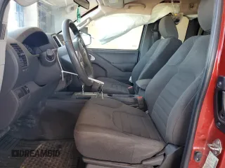 2017 Nissan Frontier SV z VIN 1N6BD0CT4HN735580, wystawiony jako Copart lot #59987455 z przebiegiem 82 396 mil mil oraz Szkoda całkowita • Salvage title. Historia ofert i sprzedaży dostępna na DreamBid. Obrazek 7.