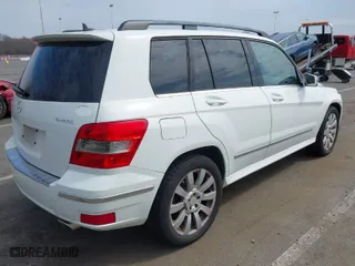 2011 Mercedes-Benz GLK-Class GLK 350 with VIN WDCGG8HB3BF527152, listed as a IAAI auction lot 41919617 with 125,456 mi miles. Bid and sale history available at carsss.com. Image 4.