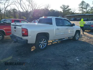 2009 Chevrolet Silverado 1500 with VIN 3GCEC33J49G178179, listed as a IAAI auction lot 41810627 with 205,823 mi miles and . Bid and sale history available at DreamBid. Image 4.