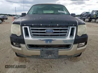 2006 Ford Explorer Eddie Bauer z VIN 1FMEU74E76UA33213, wystawiony jako Copart lot #62322315 z przebiegiem 158 510 mil mil oraz Czysty tytuł • Clean title. Historia ofert i sprzedaży dostępna na DreamBid. Obrazek 5.
