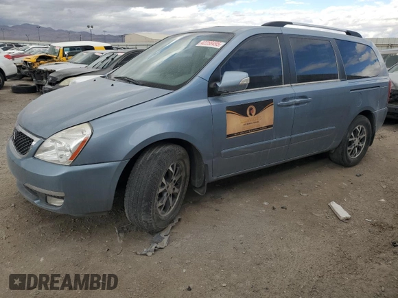 2014 Kia Sedona LX with VIN KNDMG4C78E6538916, listed as a Copart auction lot 42258495 with 145,260 mi miles and Salvage Title. Bid and sale history available at carsss.com. Image 1.