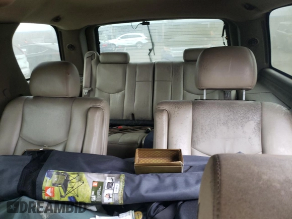 2004 Chevrolet Tahoe Z71 с VIN 1GNEK13T34R264169, выставлен на аукционе Copart как лот 57780135 с пробегом Не указан миль и На запчасти • Non repairable. История ставок и продаж доступна на DreamBid. Изображение 10.