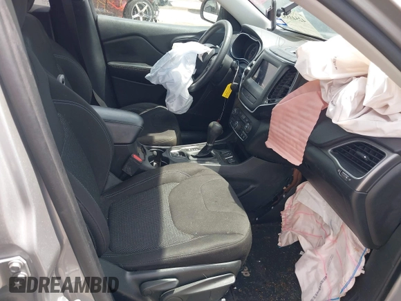 2019 Jeep Cherokee Latitude с VIN 1C4PJLCB7KD149527, выставлен на аукционе IAAI как лот 42543552 с пробегом 78 919 миль миль и . История ставок и продаж доступна на DreamBid. Изображение 5.