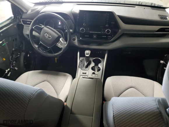 2021 Toyota Highlander L with VIN 5TDBZRBH6MS523435, listed as a Copart auction lot 50786615 with 44,192 mi miles and Salvage Title. Bid and sale history available at carsss.com. Image 8.