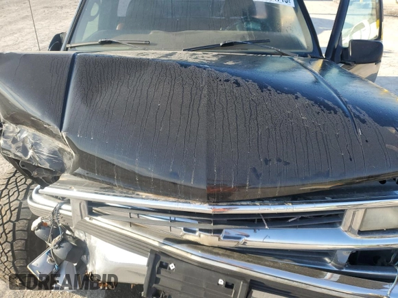 1995 Chevrolet Silverado 1500 with VIN 1GCEK14K4SZ155540, listed as a Copart auction lot 54104715 with 132,177 mi miles and Salvage Title. Bid and sale history available at DreamBid. Image 11.