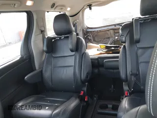 2015 Toyota Sienna SE с VIN 5TDXK3DC5FS640306, выставлен на аукционе IAAI как лот 42109088 с пробегом 162 383 миль миль и . История ставок и продаж доступна на DreamBid. Изображение 8.