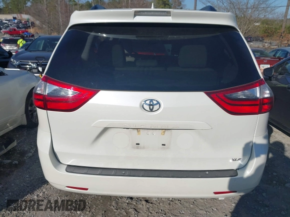 2020 Toyota Sienna XLE Auto Access Seat with VIN 5TDYZ3DC2LS083415, listed as a IAAI auction lot 41485526 with 55,500 mi miles. Bid and sale history available at carsss.com. Image 16.