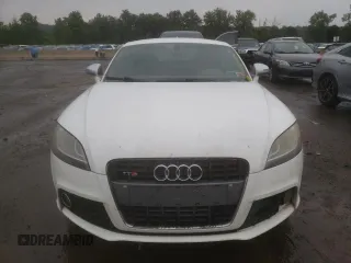 2010 Audi TTS z VIN TRUK1AFK8A1021653, wystawiony jako Copart lot #65677094 z przebiegiem 170 461 mil mil oraz Szkody całkowita. Historia ofert i sprzedaży dostępna na DreamBid. Obrazek 5.
