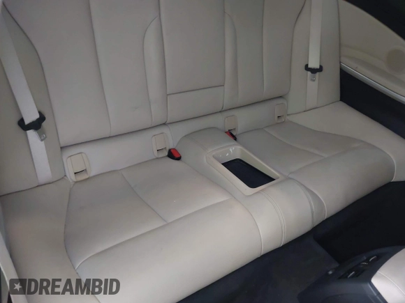 2015 BMW 4 Series 428i с VIN WBA3N3C56FK232264, выставлен на аукционе IAAI как лот 42411099 с пробегом 102 686 миль миль и . История ставок и продаж доступна на DreamBid. Изображение 8.