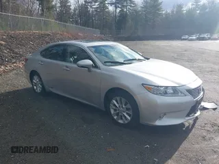 2013 Lexus ES 300h Hybrid with VIN JTHBW1GG1D2002302, listed as a IAAI auction lot 41902424 with 104,020 mi miles. Bid and sale history available at carsss.com. Image 1.
