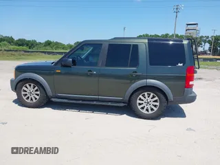 2007 Land Rover LR3 SE z VIN SALAE25417A423857, wystawiony jako IAAI lot #41988957 z przebiegiem 126 650 mil mil oraz . Historia ofert i sprzedaży dostępna na DreamBid. Obrazek 15.