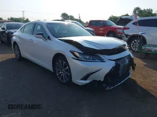 2020 Lexus ES 350 with VIN 58ADZ1B10LU053124, listed as a IAAI auction lot 42640000 with 66,723 mi miles and . Bid and sale history available at DreamBid. Image 1.