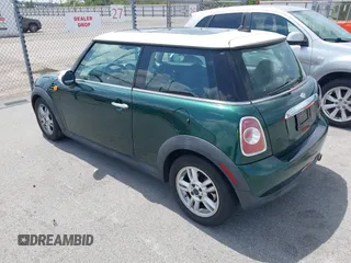 2012 MINI Hardtop with VIN WMWSU3C51CT260588, listed as a IAAI auction lot 42482647 with 117,045 mi miles and . Bid and sale history available at DreamBid. Image 3.