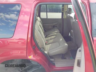 2003 Ford Explorer XLS z VIN 1FMZU62K53UC43048, wystawiony jako IAAI lot #42156423 z przebiegiem 153 619 mil mil oraz . Historia ofert i sprzedaży dostępna na DreamBid. Obrazek 8.