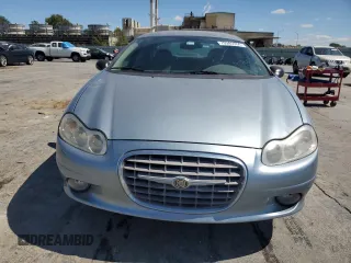 2004 Chrysler Concorde LXi z VIN 2C3HD36M64H704101, wystawiony jako Copart lot #70985554 z przebiegiem 130 805 mil mil oraz Szkody całkowita. Historia ofert i sprzedaży dostępna na DreamBid. Obrazek 5.